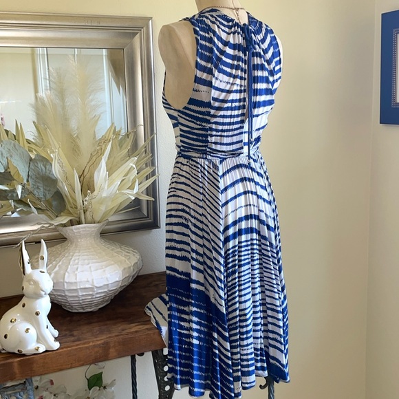 Tracy Reese Fit and Flare Stretch Dress - Picture 5 of 12